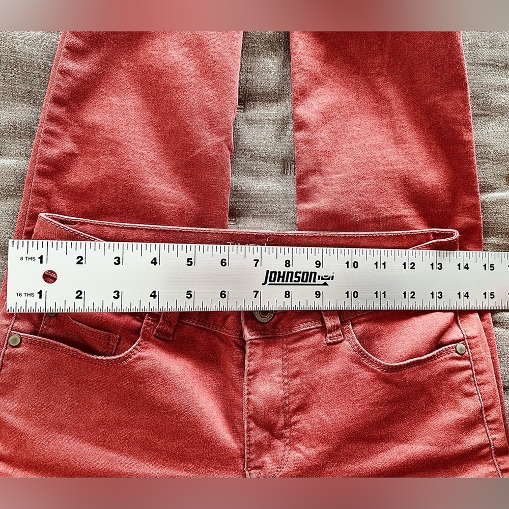 Time & Tru Mid-rise Skinny Jeans Size 8 - Picture 3 of 8